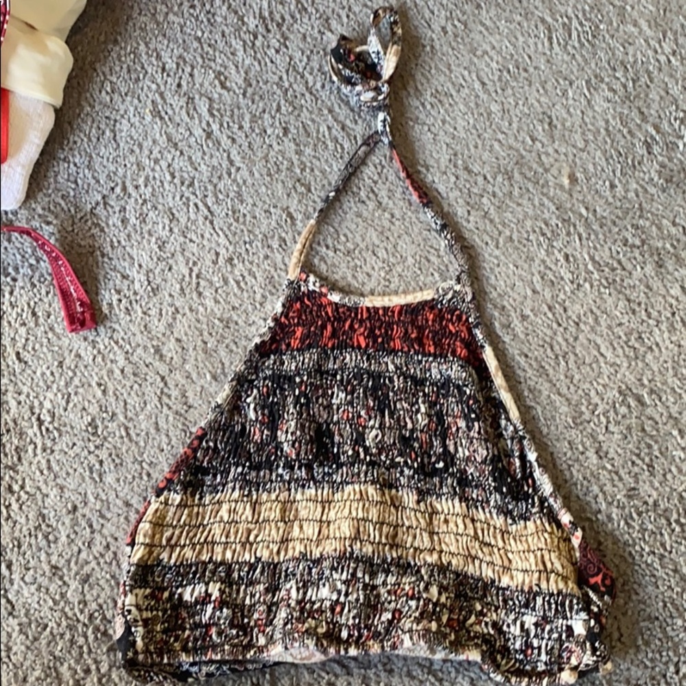 Backless halter crop top